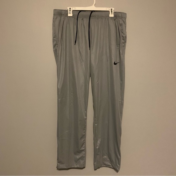 NWT. NIKE Men’s Dri-Fit Epic Knit Training Pants - Picture 2 of 5
